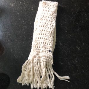 A&f scarf
